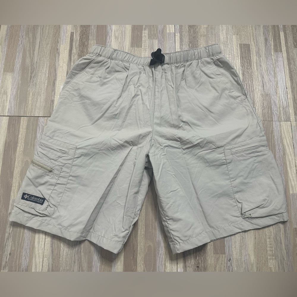 NEW Columbia Cargo Shorts, Youth Size 18/20